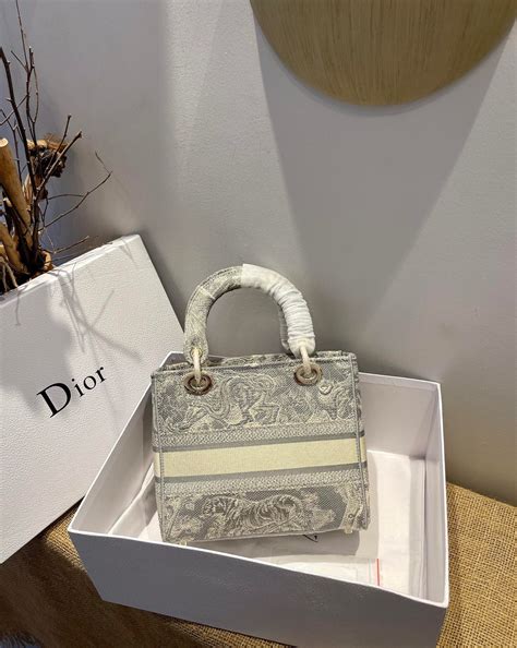 dior on dhgate.